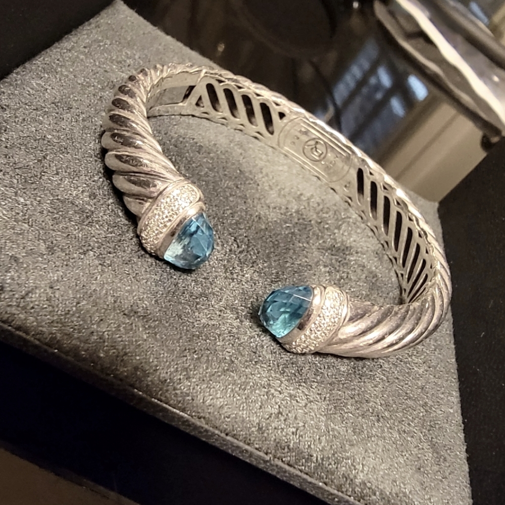 David Yurman bangle bracelet